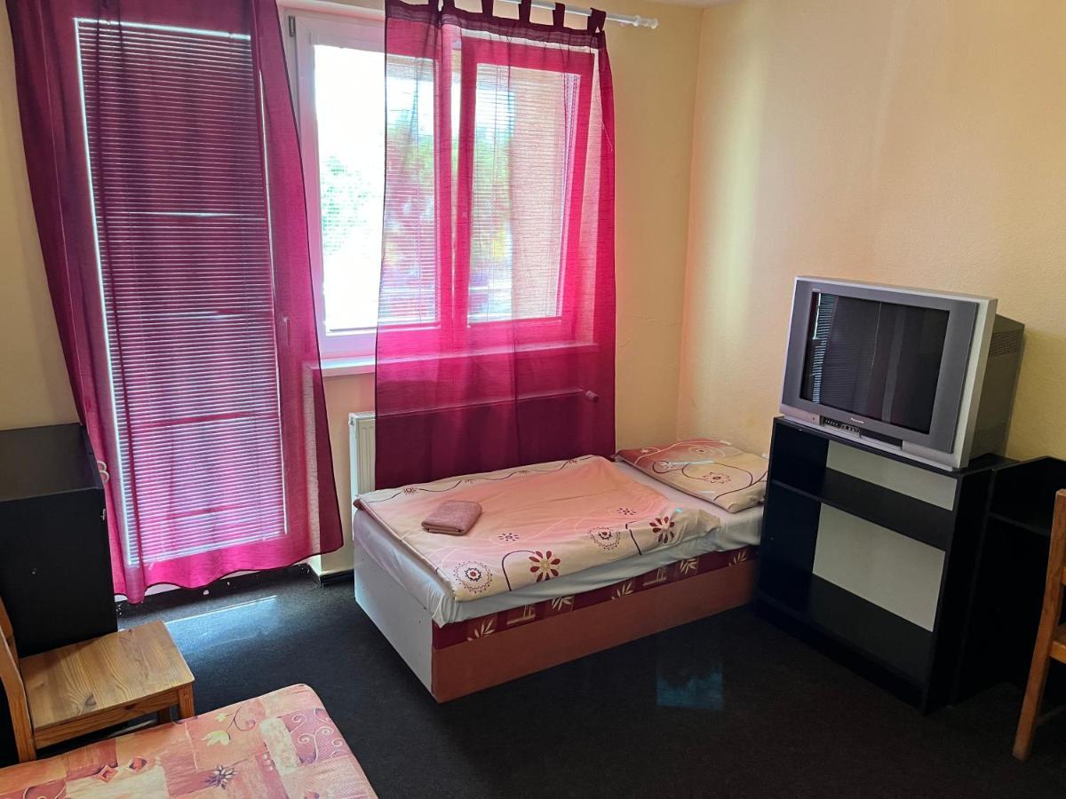 Hotel Hokejka Prievidza Eksteriør billede
